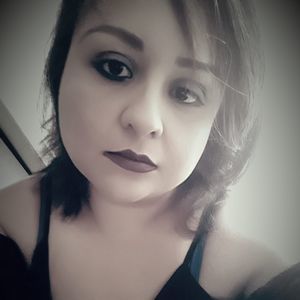 Meet your Posher, Nadia